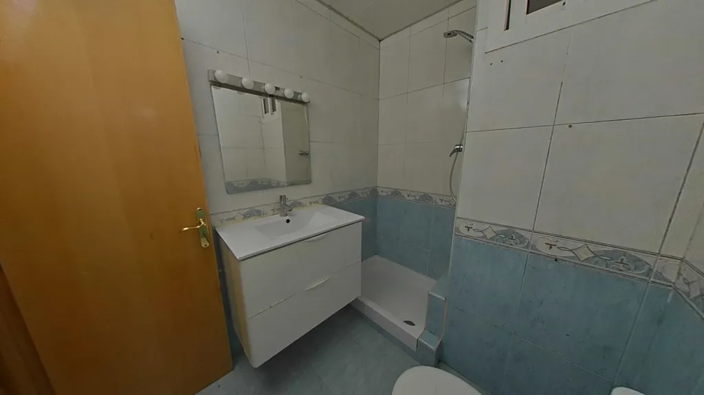 3 magamistoaga korter asukohas Terrassa
