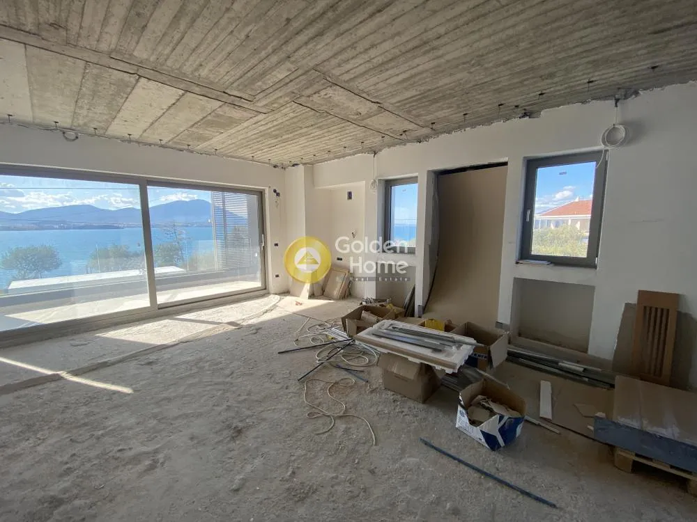 Elutuba - Apartment with Sea View in Chalkida