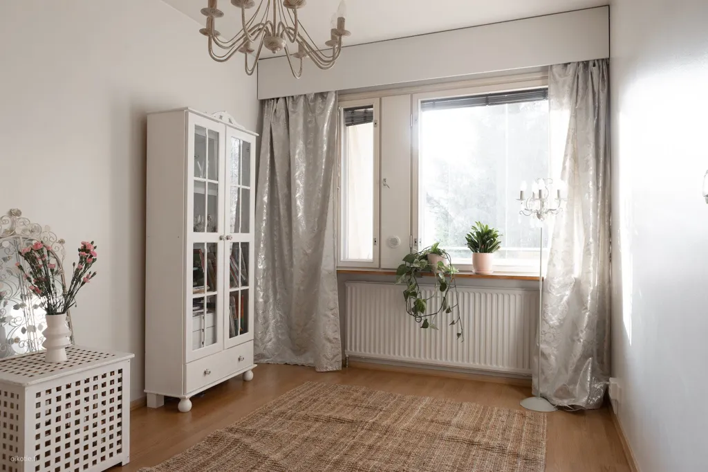 Kabinet - Spacious Flat with Large Balcony in Tapanila