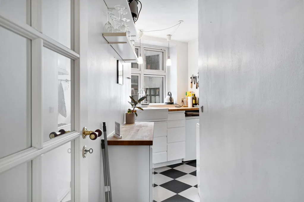 Cucina - Shareable Flat Near Metro in Østerbro