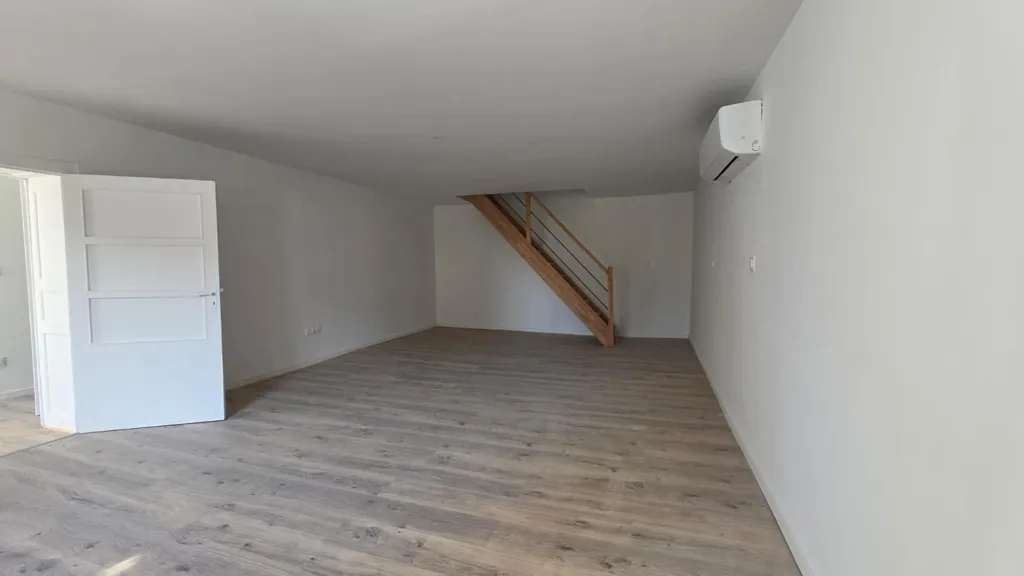 Toad - Renovated Apartment with Balcony in Montois-la-Montagne