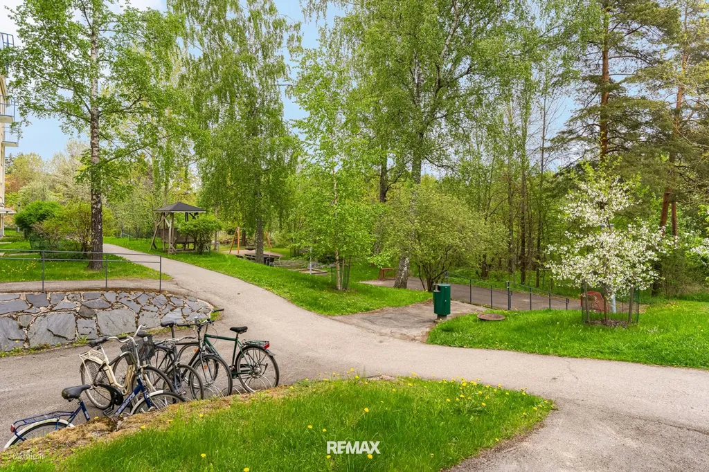 Välivaade - Apartment with Garden in Roihuvuori