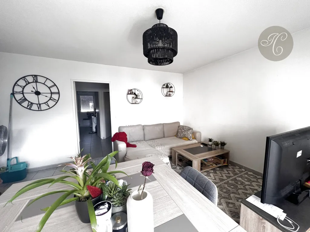 Soggiorno - Apartment with Terrace on Top Floor in Avignon