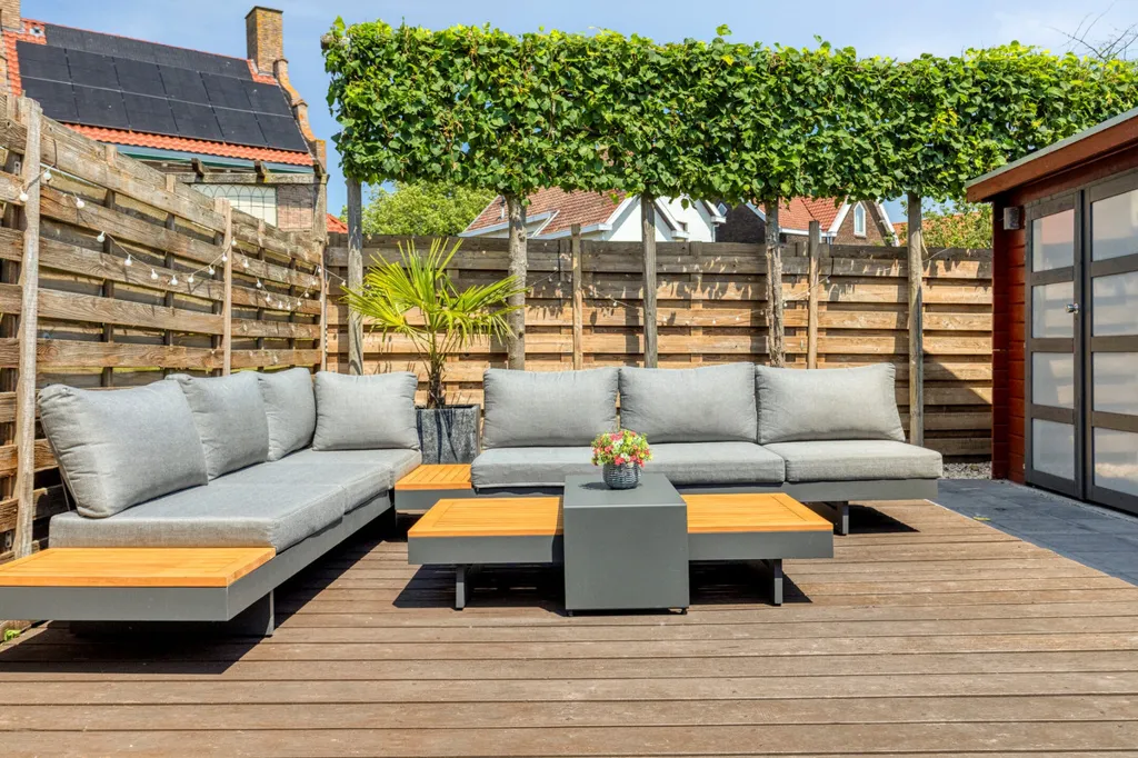 Terrasse - Two-Storey House with Garden in Sas van Gent