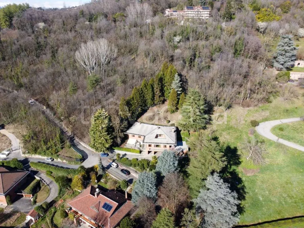 Maison 10 pièces à Moncalieri
