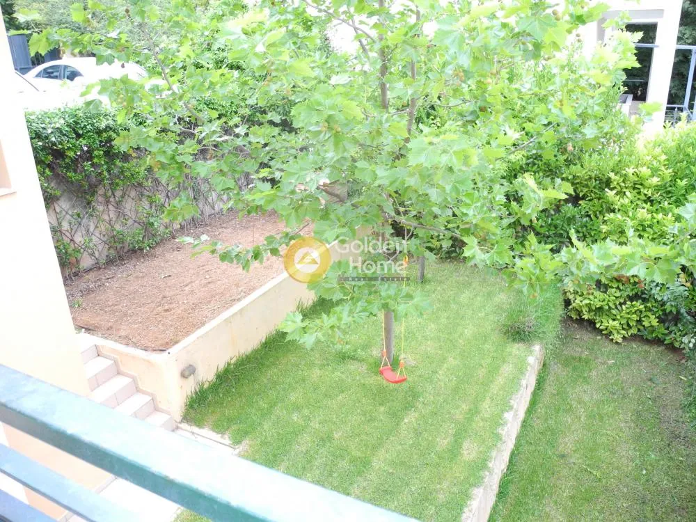 Jardin - Maison 3 pièces à GR