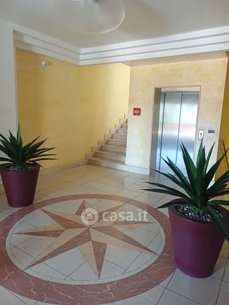 Ingresso - Appartamento con terrazzo e vista a Potenza