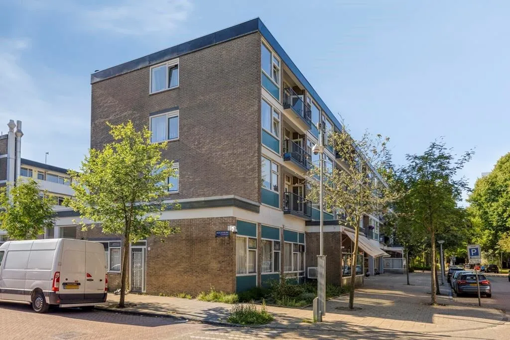 3-toaline korter asukohas Amstelveen