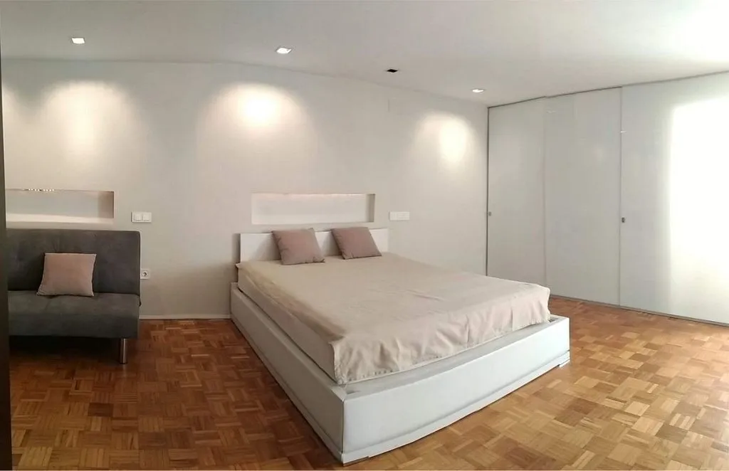Bedrooms - Loft Studio with Air Conditioning in Ensanche - Diputación