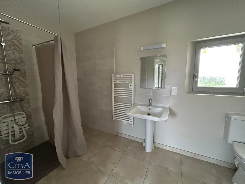 Bagni - Renovated 2-Bedroom House in Douadic