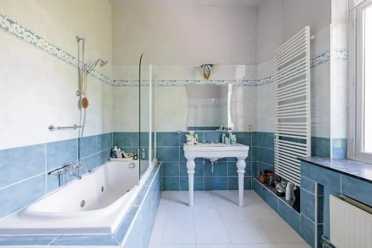 5-bedroom house in BE