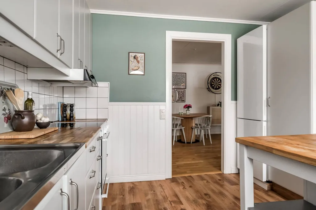 Cuisine - Apartment with Balcony in Bellevue