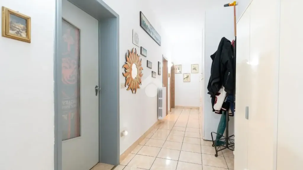 Esik - Spacious Apartment with Garage in Guiglia