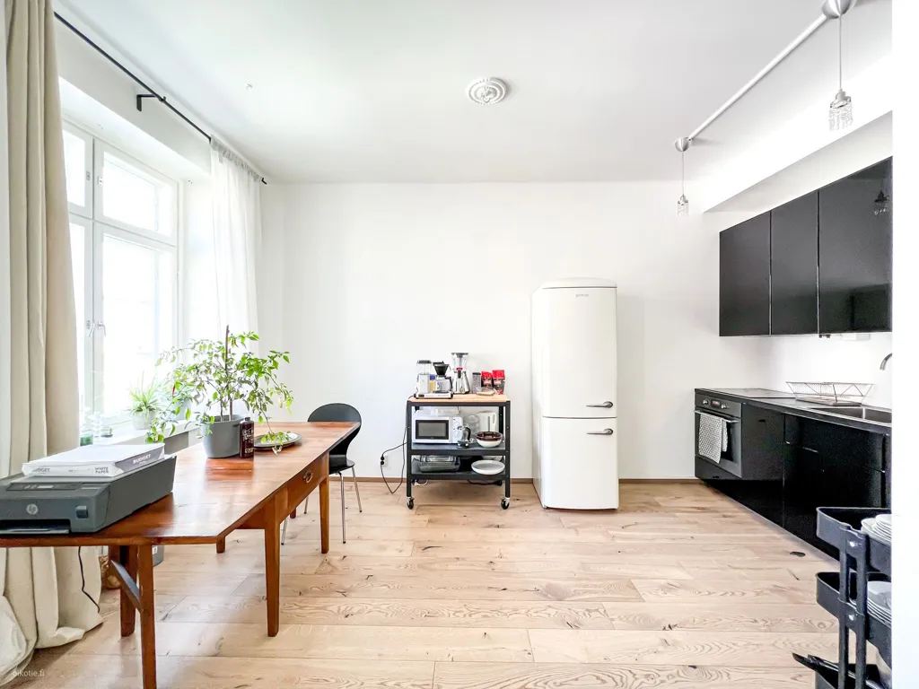 Cuisine - Spacious Apartment with Views in Etu-Töölö, Helsinki