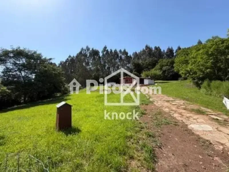 Aed - Rustic Finca with Mountain Views in Castrillón