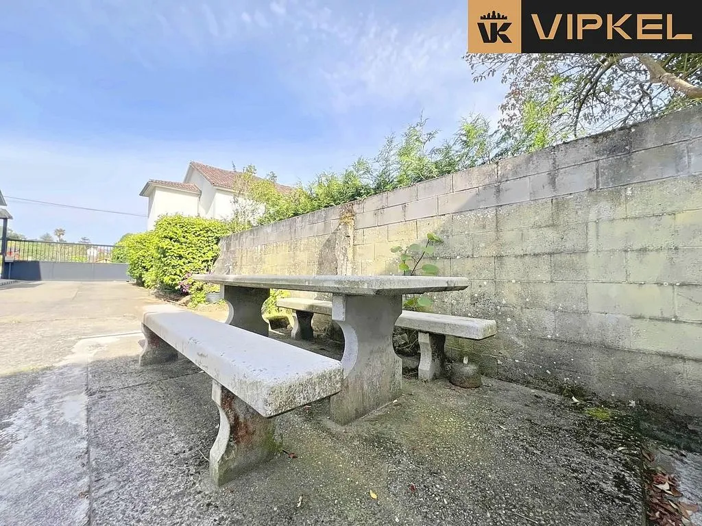 Aed - Chalet with Pool and Terrace in Ares