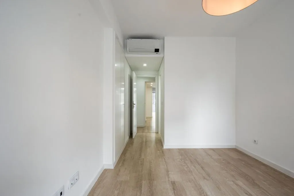 Toad - Luxury Flat with Balcony in Oeiras
