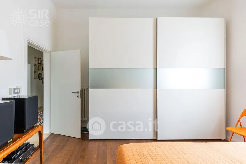 Magamistoad - Fully Refined Apartment with Terrace in Imola