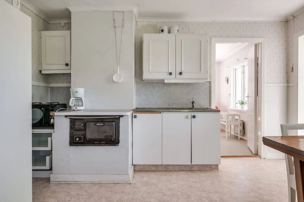 Charming Farm with Water Access in Brunskog