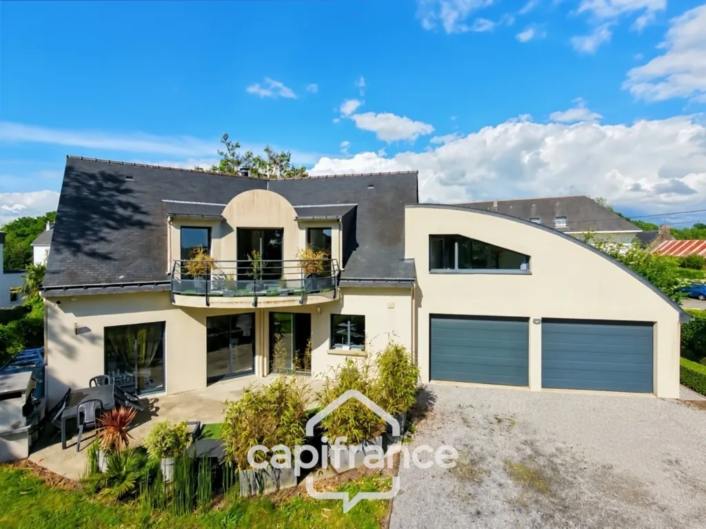 Esterno - Architectural House with Studio in Pontivy