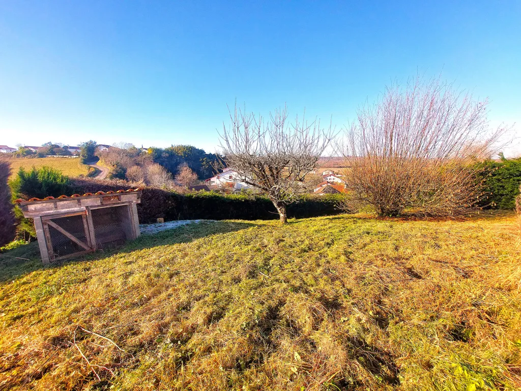 Giardino - Duplex/Triplex with Balcony in Guiche