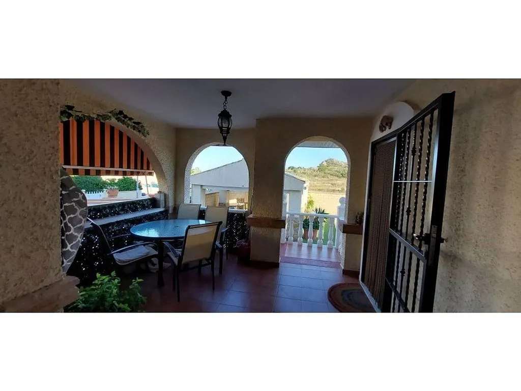 Terrasse - House with Pool in Monforte del Cid
