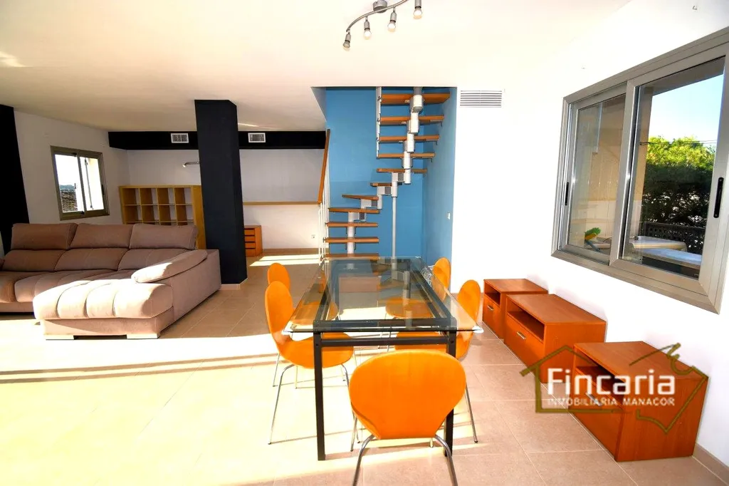 Salle à manger - Penthouse with Bay View in Carrer Penyes