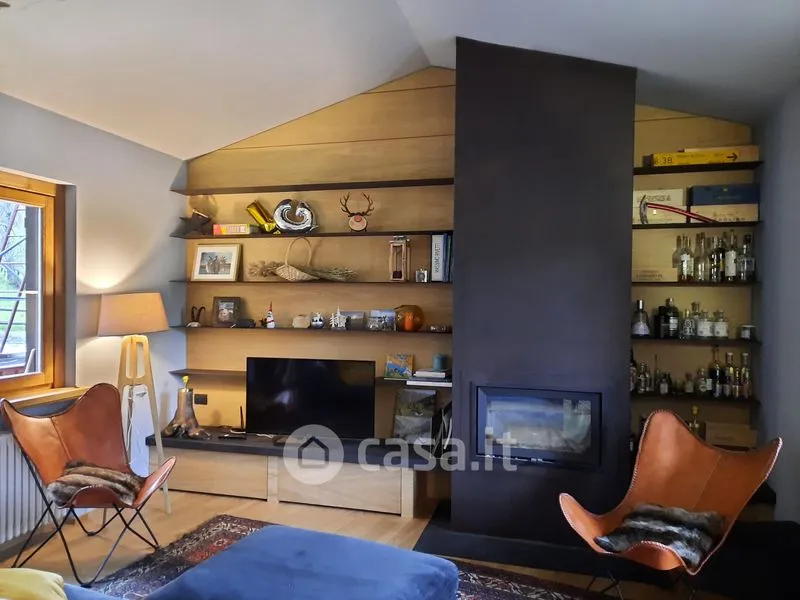 Elutuba - Panoramic Apartment with Balcony in Courmayeur