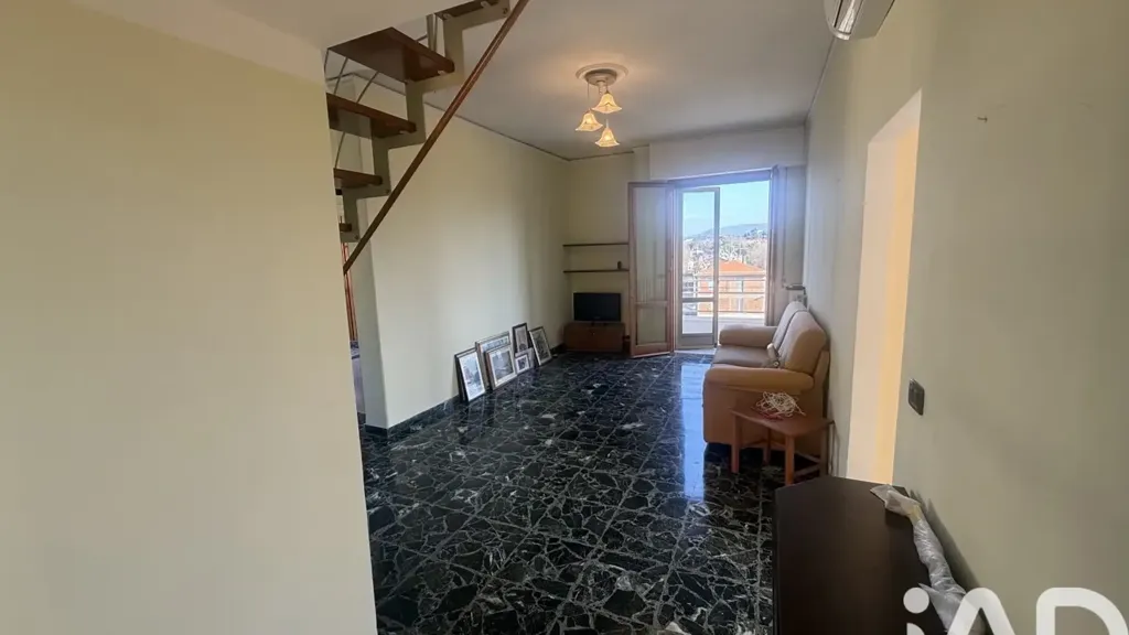 Elutuba - Attico with Panoramic View in Isolotto, Florence
