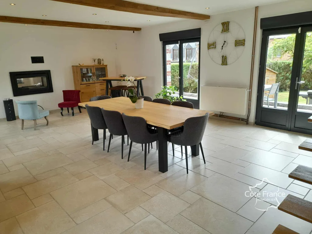 Salle à manger - Maison en Pierre avec Jardin à Avesnes-La Capelle