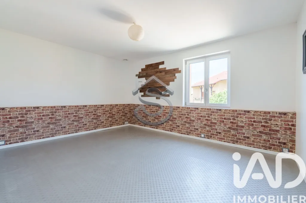Rooms - Contemporary House with Pool in Haraucourt