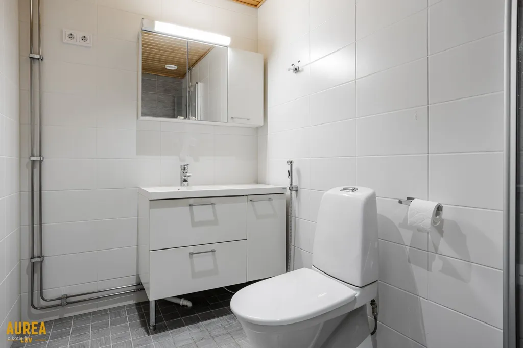 Vannitoad - Modern Flat with South-Facing Balcony in Oulu