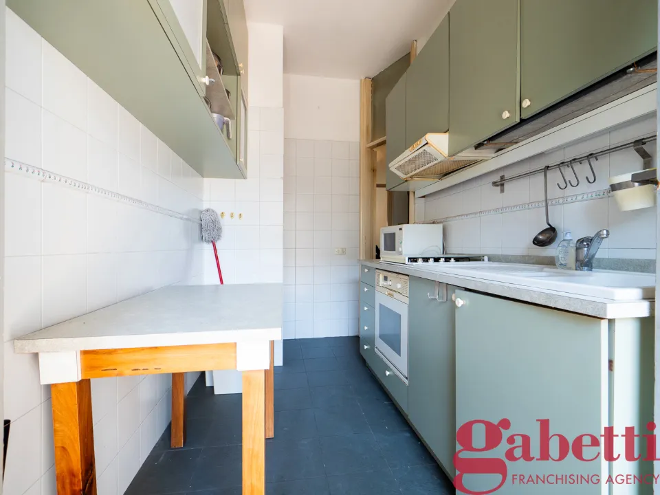 Cuisine - Triplex with Balconies in Lambrate, Milan
