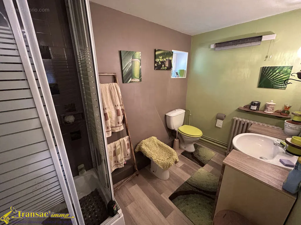 Vannitoad - Charming House with Pool in Paslières
