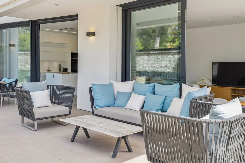 Terrass - Luxury Villa with Infinity Pool in Son Vida