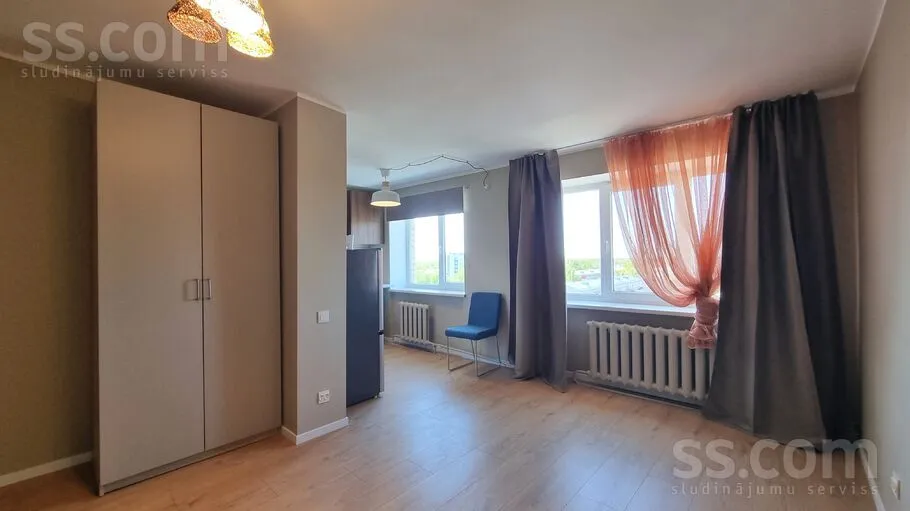 Magamistoad - Capital Remodelled Studio with Panoramic View in Olaine