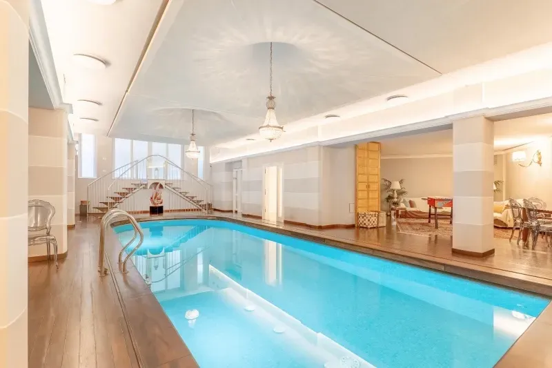 Pool - Historic Residence with Private Pool in Milan