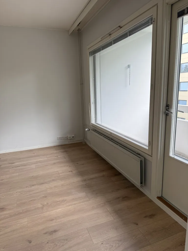 Toad - Modern Studio with Balcony in Lahti
