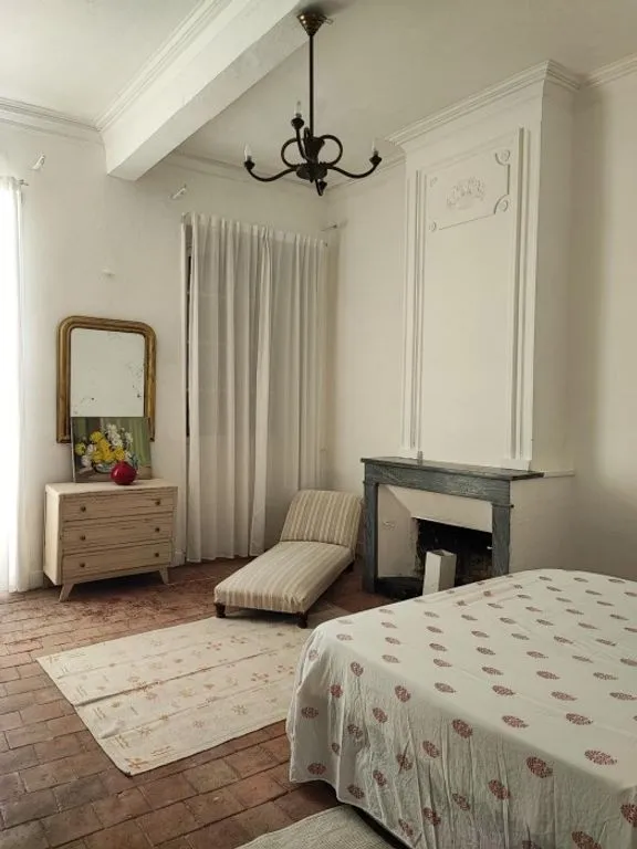 Magamistoad - Historic House with Pool in Nîmes
