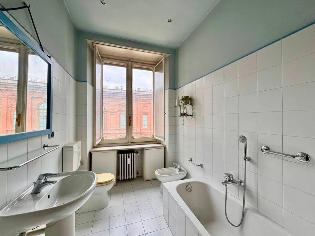 Vannitoad - Luxury Flat with Museum View in Turin