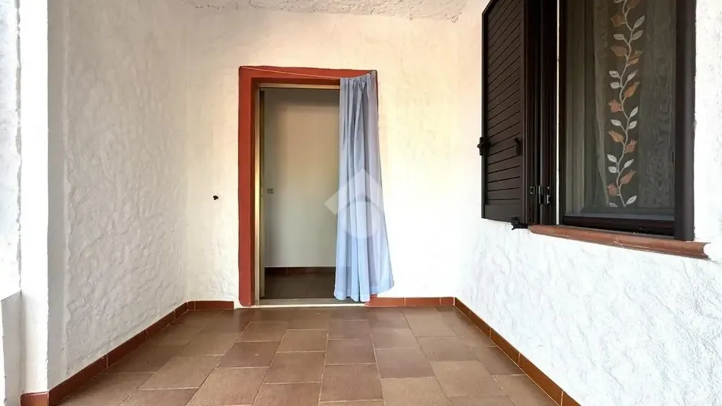 Esik - Villa with Garden near Siniscola Beaches