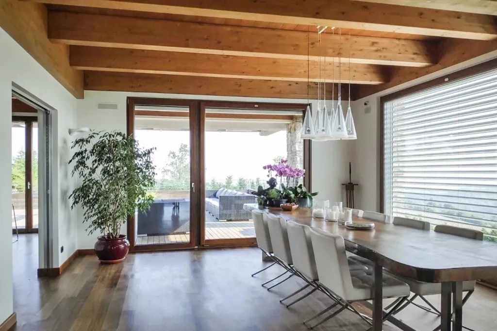 Salle à manger - Modern Villa with Pool and Spa near Parma