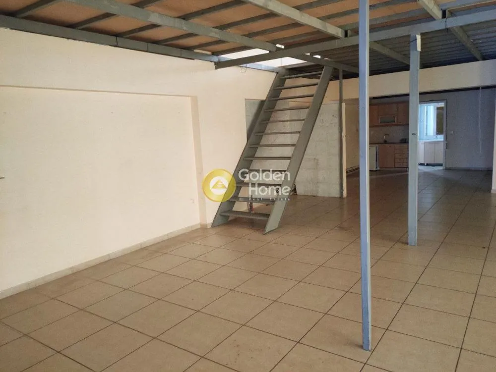 Pièces - Warehouse with Large Storage in Agios Anargyroi Centre