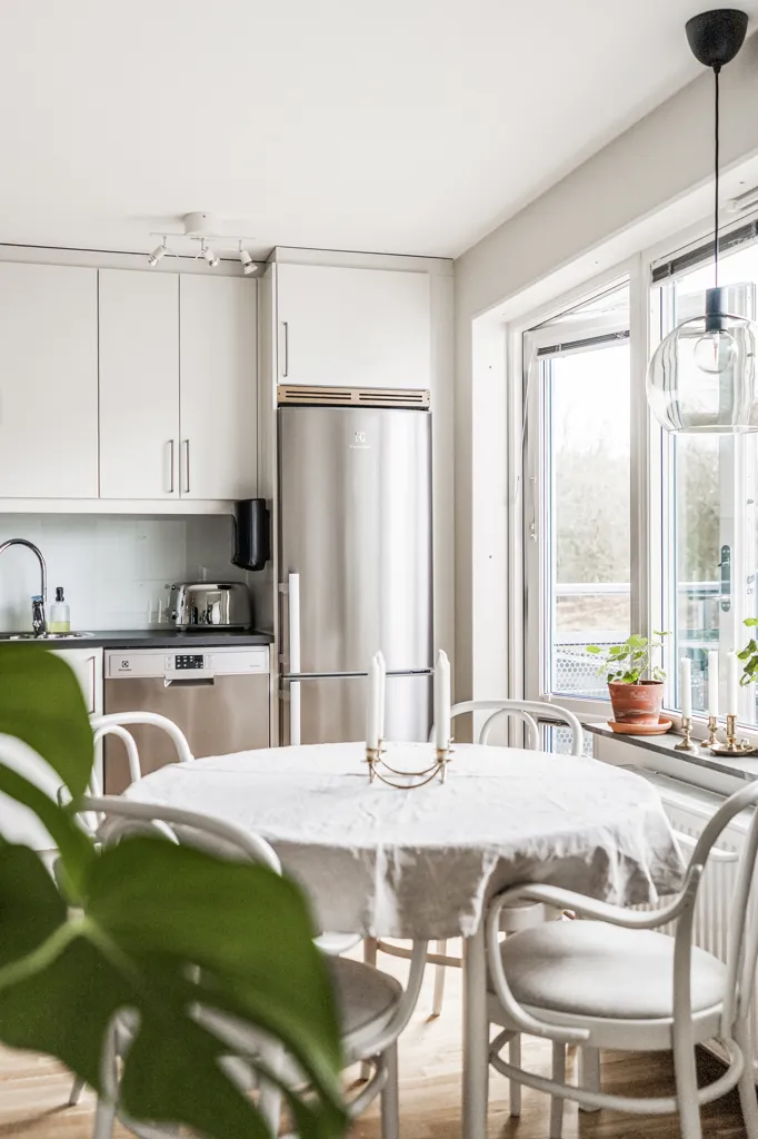 Söögituba - Modern Apartment with South Balcony in Fredslyckan