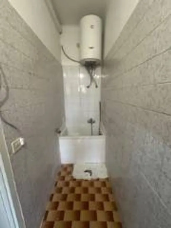 Bathrooms - Luxury Flat to be Restructured in Milan