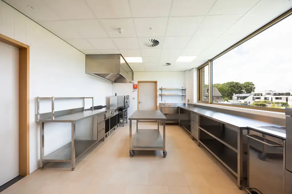 Cucina - Ready-to-Open Café with Professional Kitchen in Baal