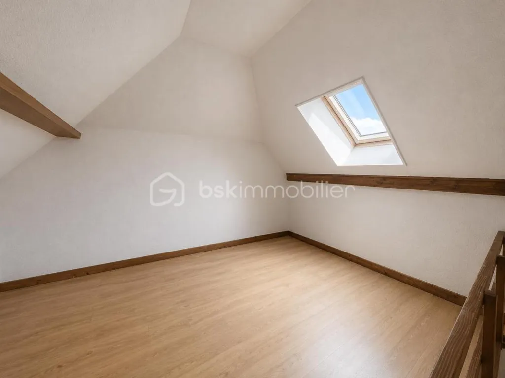 Pièces - Appartement T2 avec Cave au Centre-Ville de Rumilly
