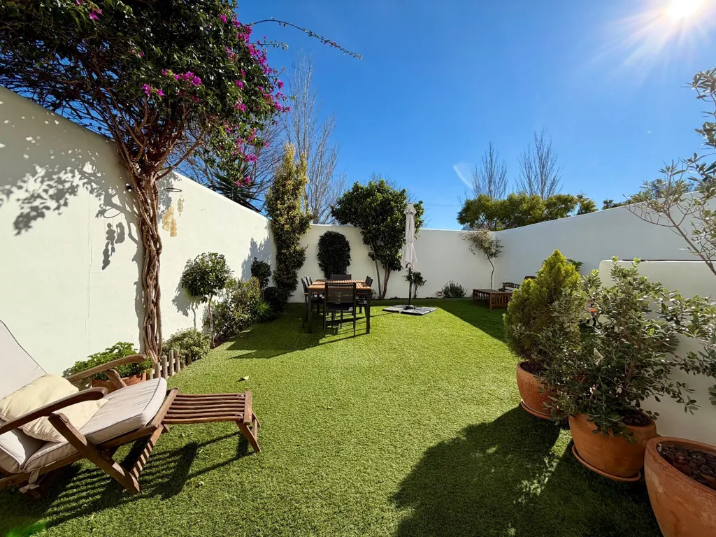 Aed - Traditional Semi-detached with Garden in La Xara