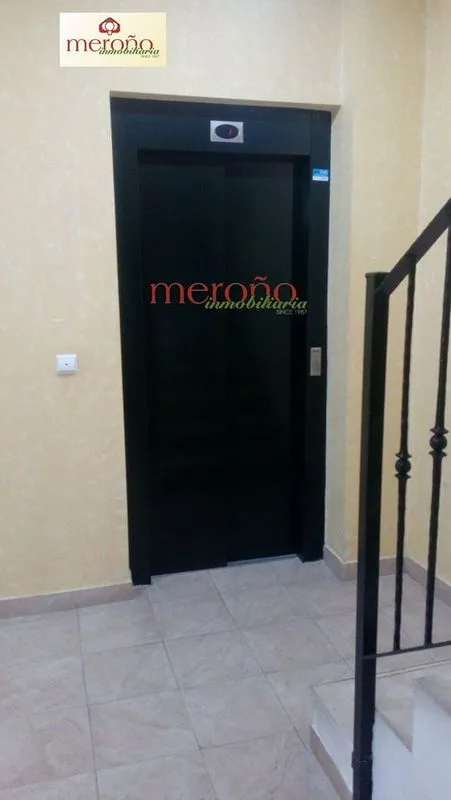 Esik - Furnished Flat with Elevator in Elche