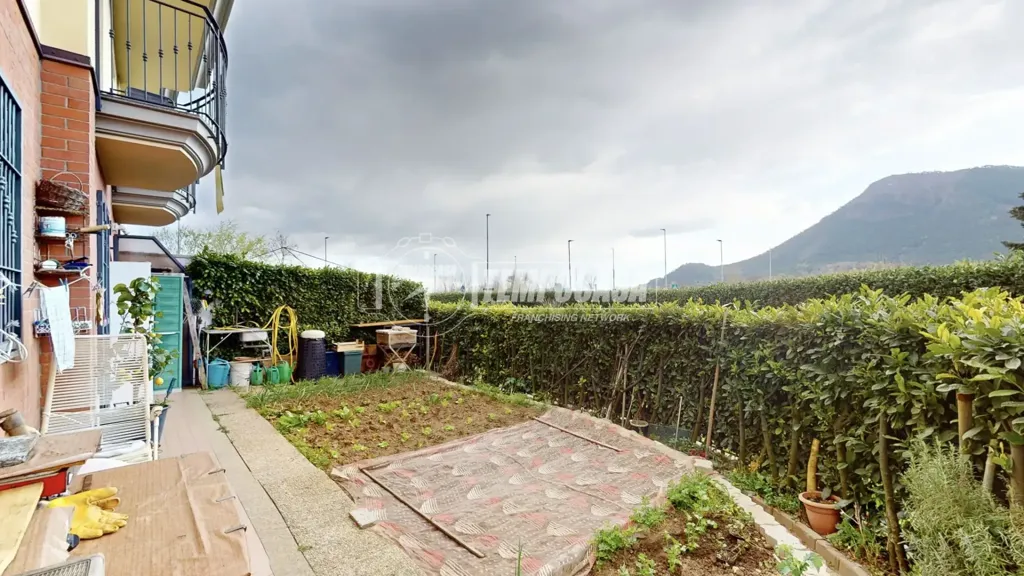Giardino - New Ground Floor Flat with Garden in Bruino